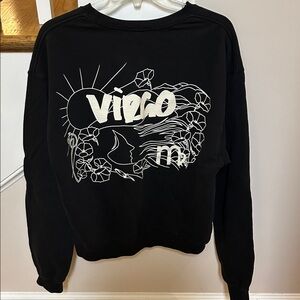 Good American Women’s Virgo Zodiac Boyfriend Crewneck Black Sweater